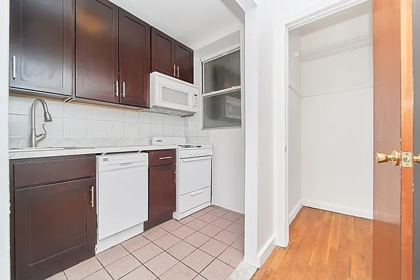 Rented by Living New York | media 5