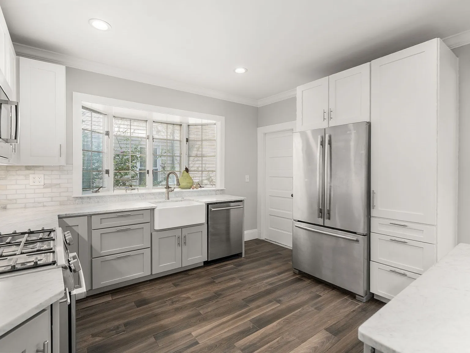 2 bed, 1.0 bath, 1121 sqft, $3,350 — Photo 1