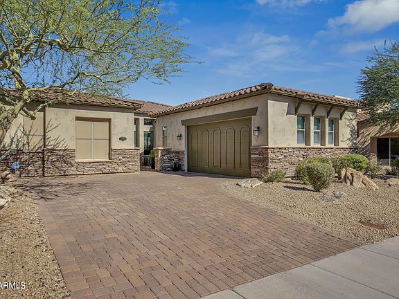 2nd image of 1224 E LUPINE Avenue
