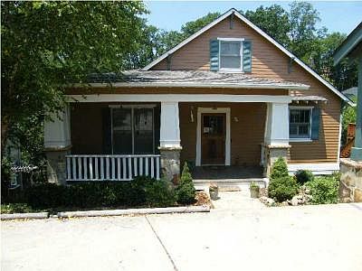 1st image of 786 Westwood Ave