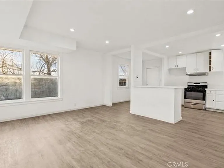 13057 Davenport St — Photo 3