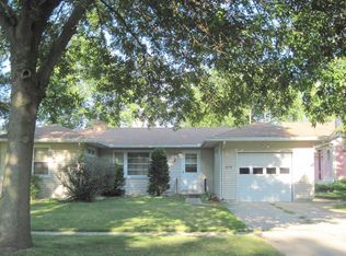 675 Maben Ave, Garner, IA 50438