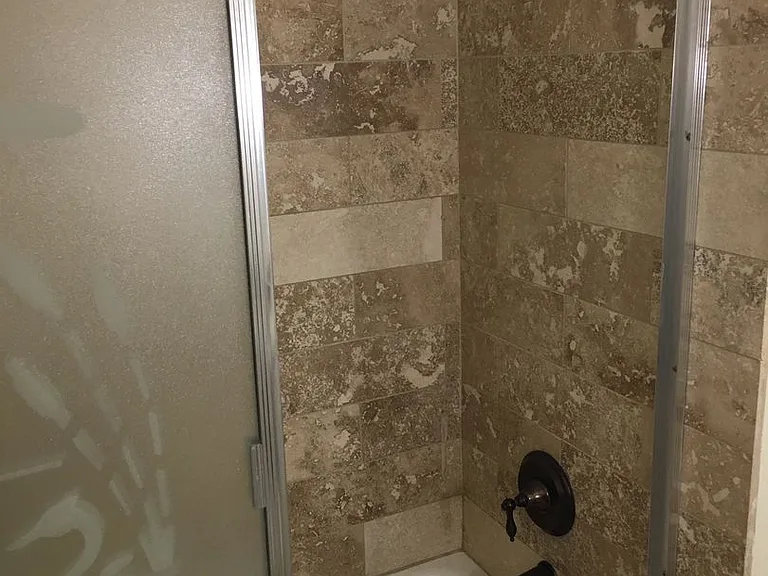 1221 Marine Dr — Photo 13