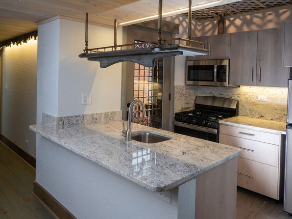 120 N Oak Park Ave APT 318
