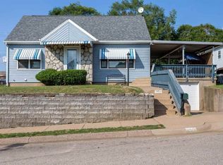 2934 Burlington St, Dubuque, IA 52001