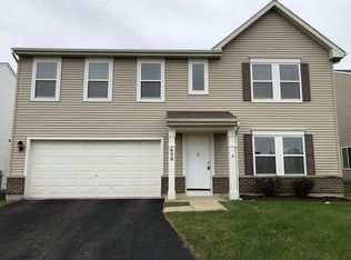 608 Canterbury Ln, Hampshire, IL 60140