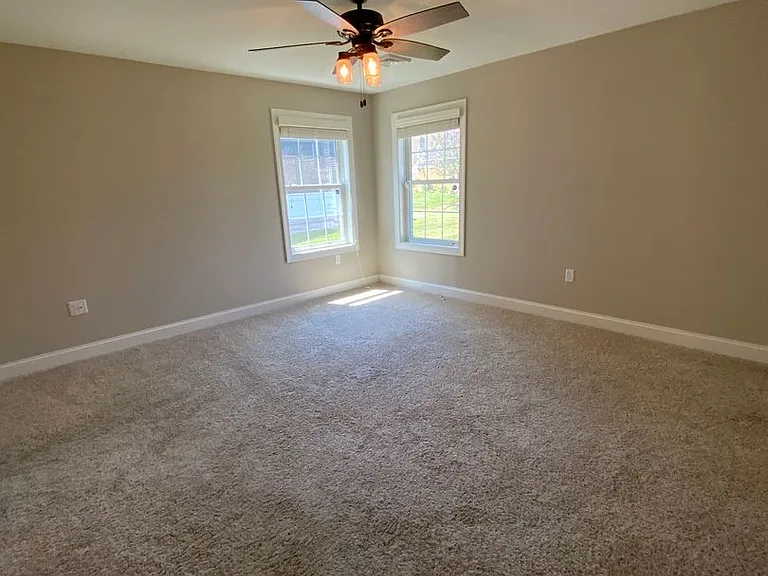 1365 Worthington Dr — Photo 15