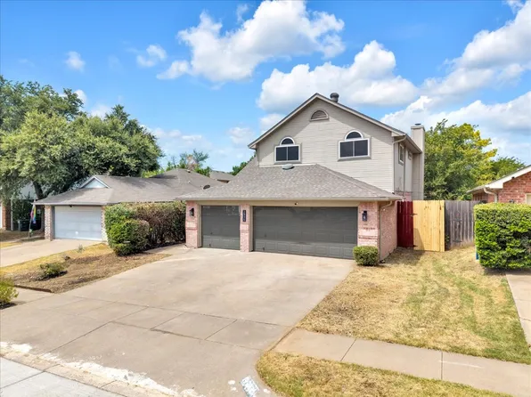 2971 Seguin Trl, Fort Worth, TX 76118