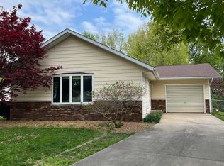 3804 Thrush Ln, Springfield, IL 62707