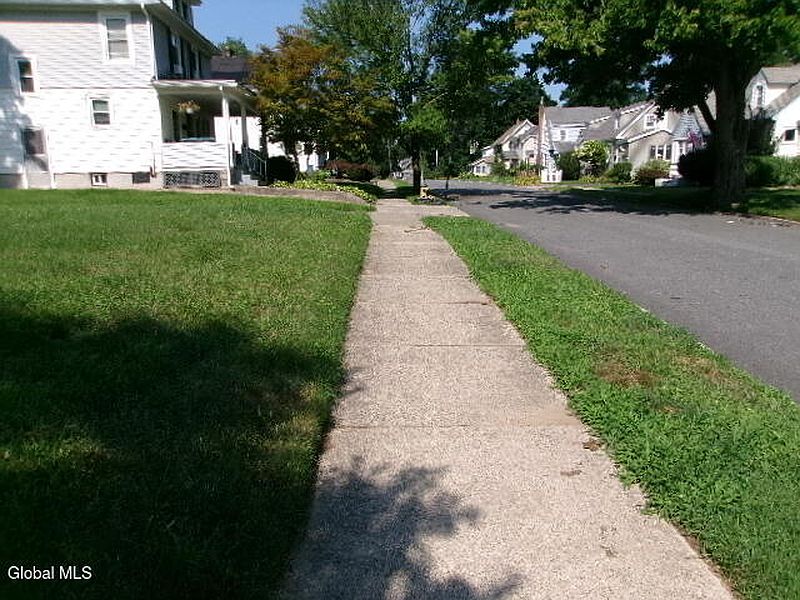 2nd image of 30 Irving Road