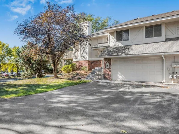 13773 84th Pl N, Maple Grove, MN 55369