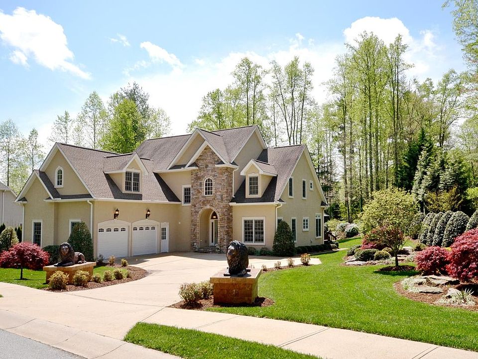 1st image of 60 Fernbrook Way