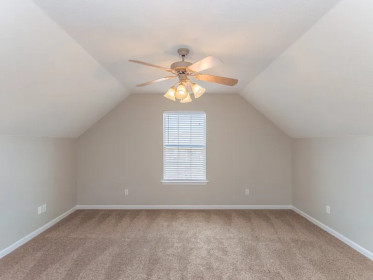 10805 Paul Coleman Dr — Photo 10