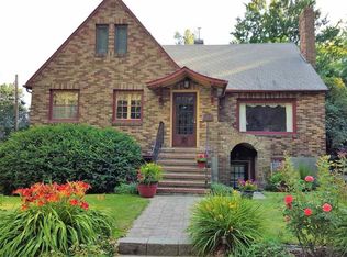 225 SW McKenzie St, Pullman, WA 99163