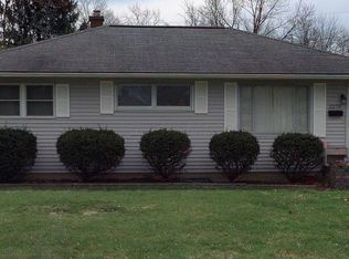 2279 Edgevale Rd, Columbus, OH 43221