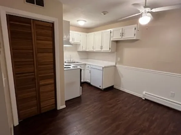 15 Susan Ave APT 2, Johnston, RI 02919