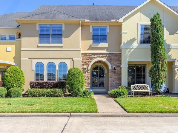 2007 Spring Cedar Ln, Houston, TX 77077