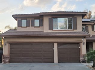 681 Sky Ridge Dr, Corona, CA 92882