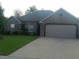 2878 Denver Ave, Springdale, AR 72764