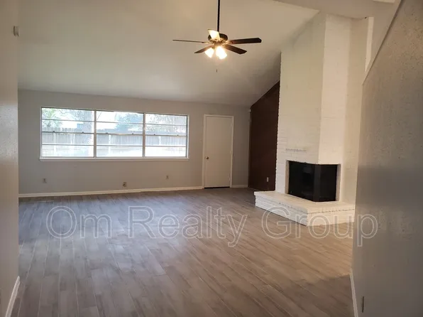 8527 Quail Hills Dr, Missouri City, TX 77489