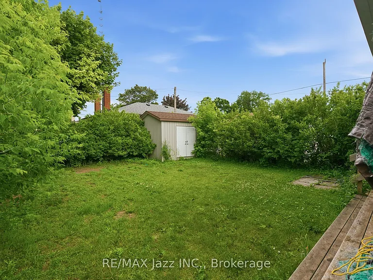 1235 Somerville St #LOWER — Photo 12