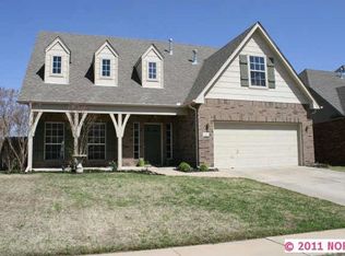 327 N Butternut Ave W, Broken Arrow, OK 74012