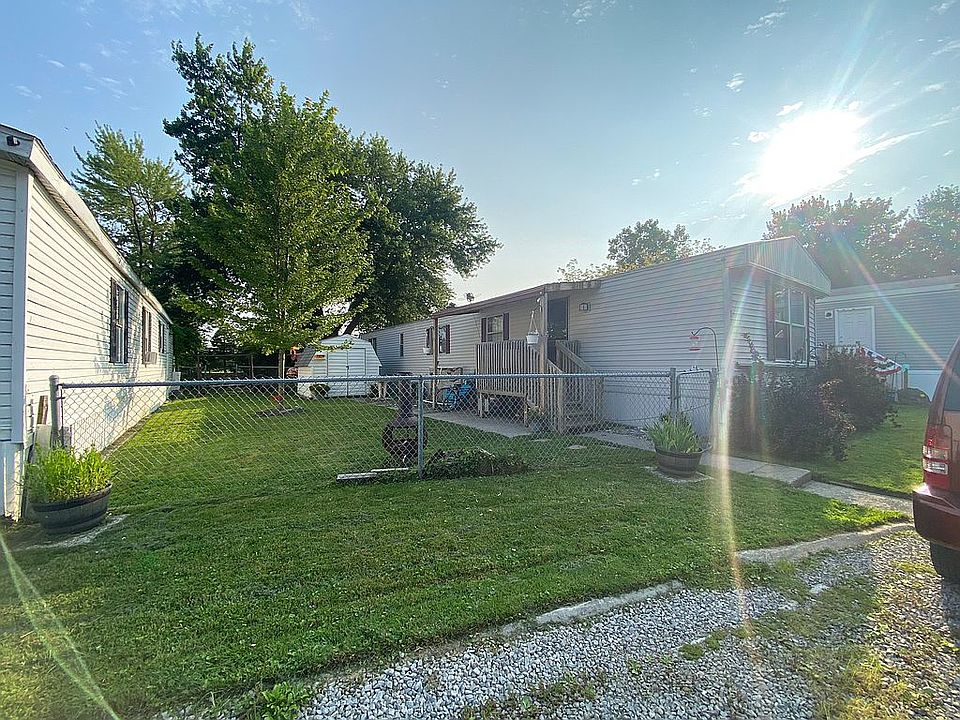 8025 S Huron River Dr 12, South Rockwood, MI 48179 Zillow