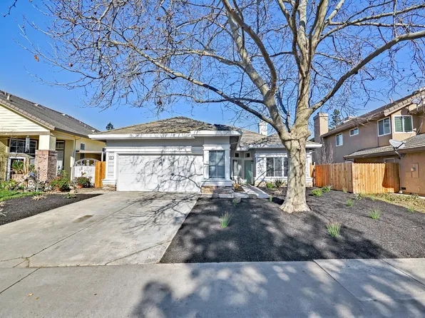 8581 Petunia Way, Elk Grove, CA 95624
