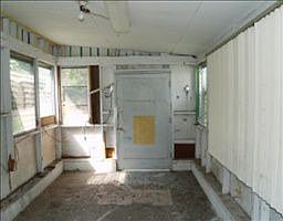 4th image of 1051 58th Ave N
