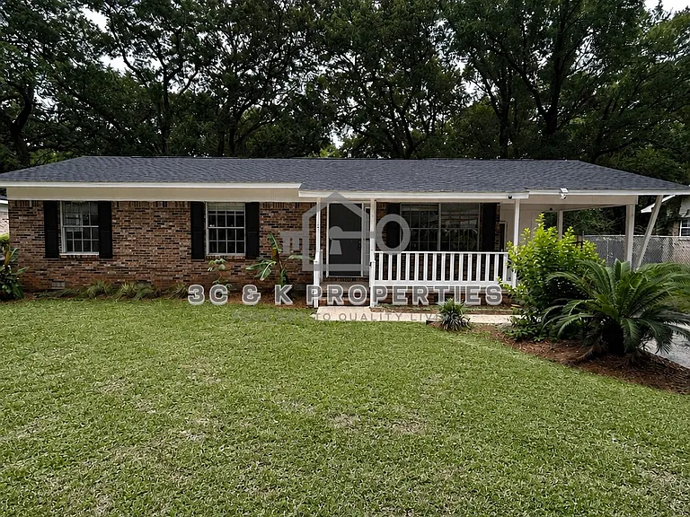7427 Havenwood Dr — Photo 1