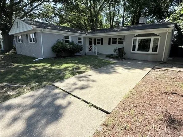 713 Churchill Dr, Virginia Beach, VA 23464