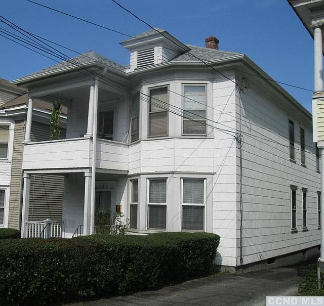 154 Green St, Hudson, NY 12534 Zillow