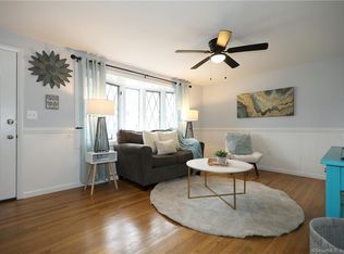 71 Roosevelt Blvd, Enfield, CT 06082