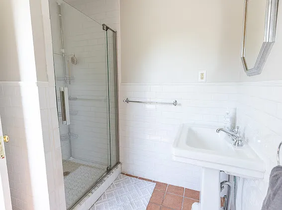 5 Sylvan St — Photo 18