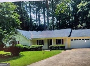 3677 Fernbrook Dr, Snellville, GA 30039