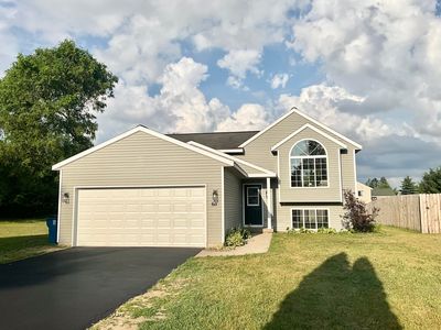 611 Willow St, Howard City, MI, 49329