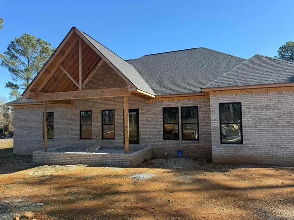 14301 County Line Rd, Muscle Shoals, AL 35661