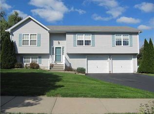 305 Beechwood, Windsor, CT 06095