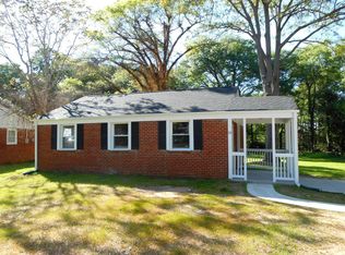 19 Ridgeway Dr, Greenville, SC 29605