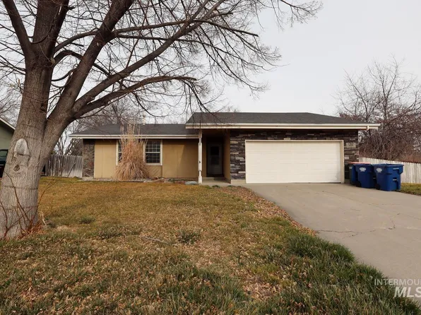 1212 Park Meadows Dr, Twin Falls, ID 83301