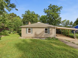 2757 Cascade Springs Dr SE, Grand Rapids, MI 49546