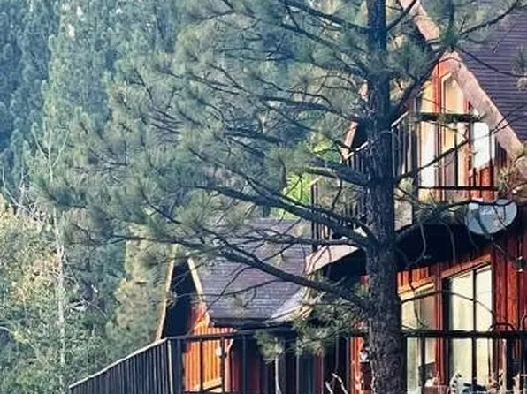 422 River Rd, Clio, CA 96106