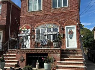 29-44 164th St #1, Flushing, NY