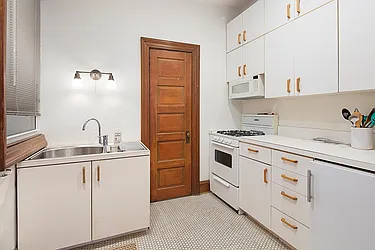 Rented by NY Casa Group