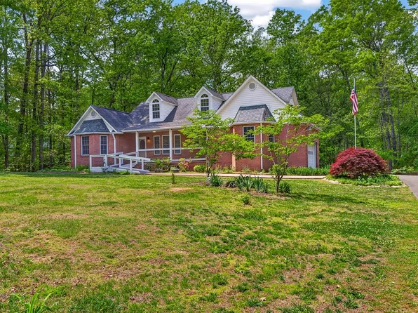 80 Sowers Rd, Blue Ridge, GA 30513