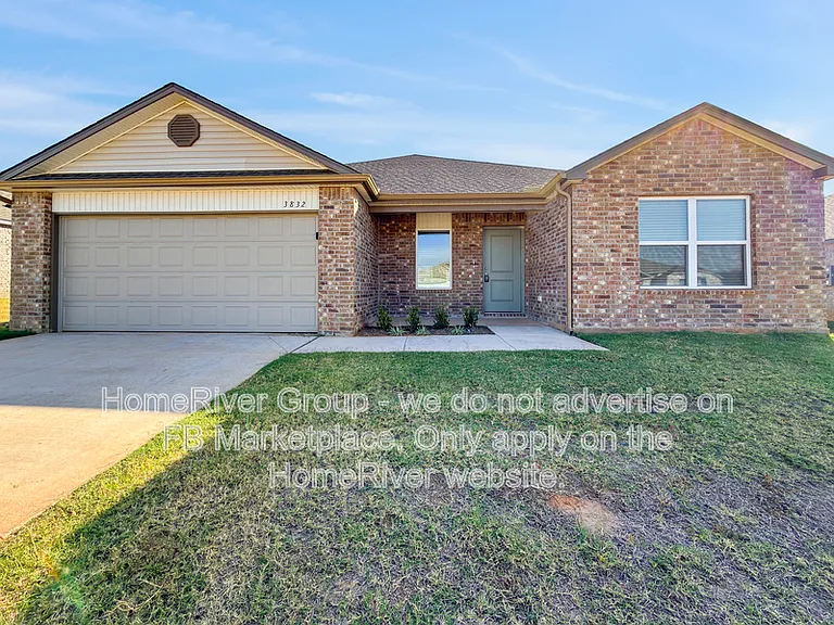 3832 Louthea Ln — Photo 1