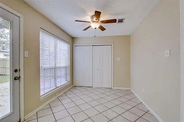 BF Nook with closet / hook ups for washer dryer