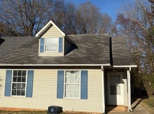 1058 Farm Pond Ln, Rock Hill, SC 29732