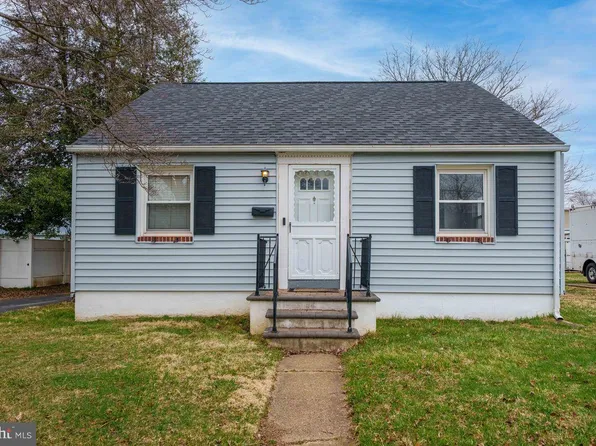 213 Decalb Ave, Wilmington, DE 19804