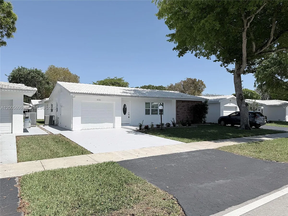 Building Photo - 8581 NW 17th St